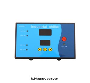 冷(lěng)水機(jī)控制器KL858